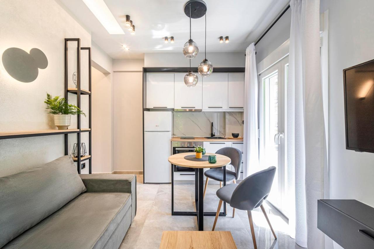 Ares Apartment เทสซาโลนิกิ ภายนอก รูปภาพ